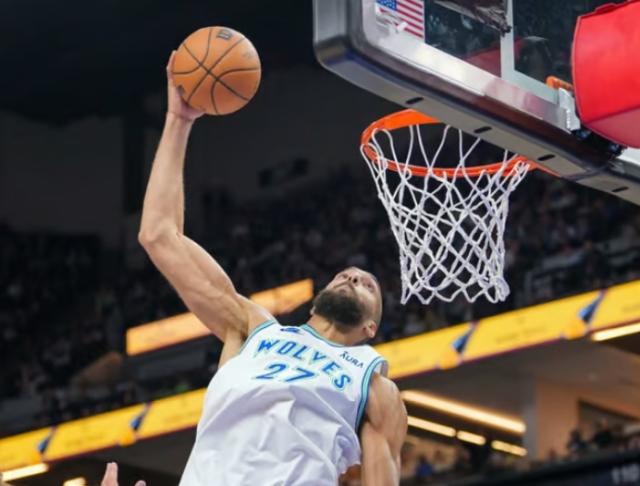 约基奇恩比德统治联盟 狼队提前一步找到版本答案