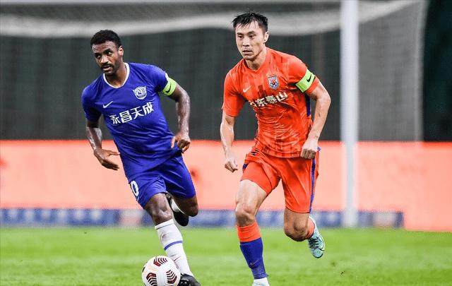 开云体育官网-山东11年后再夺半程冠军 争冠赛区之争水落石出